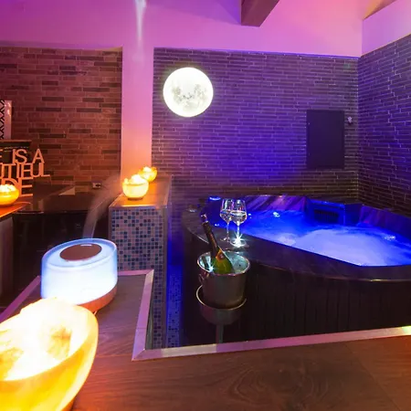 Industrial Penzion 3*